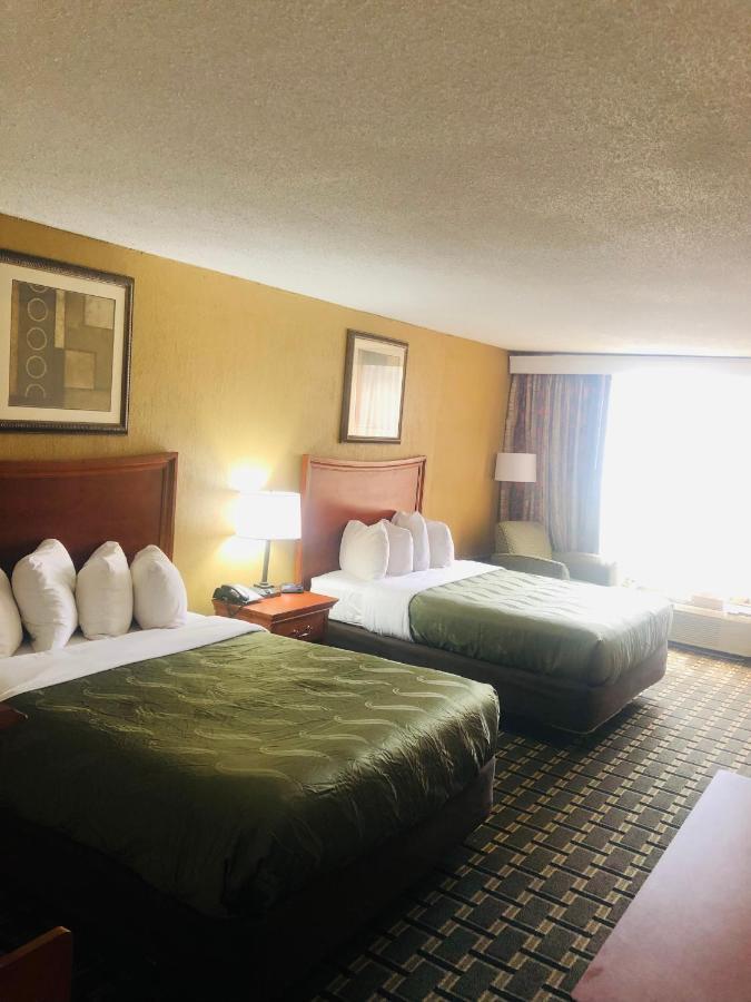 Quail Inn And Suites - شاطئ ميرتل المظهر الخارجي الصورة