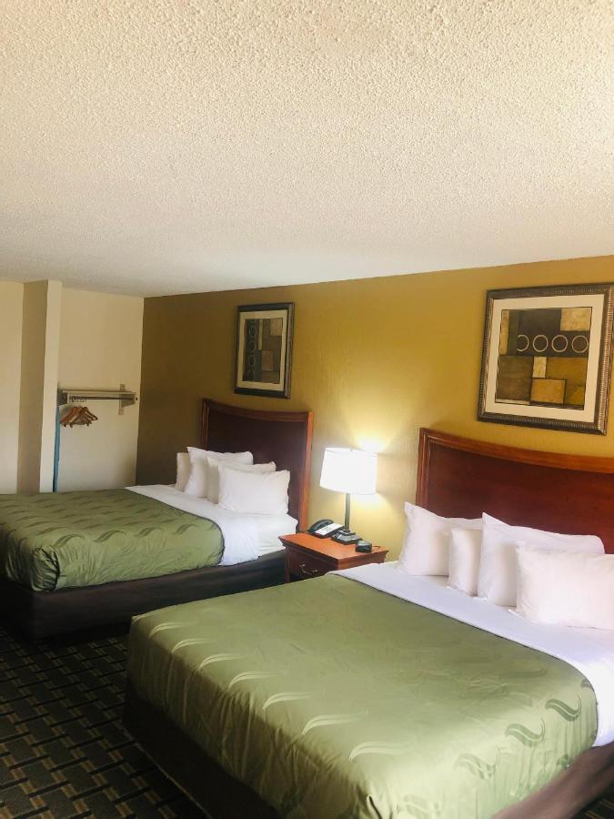 Quail Inn And Suites - شاطئ ميرتل المظهر الخارجي الصورة